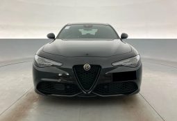 
										2021 Alfa Romeo Giulia full									