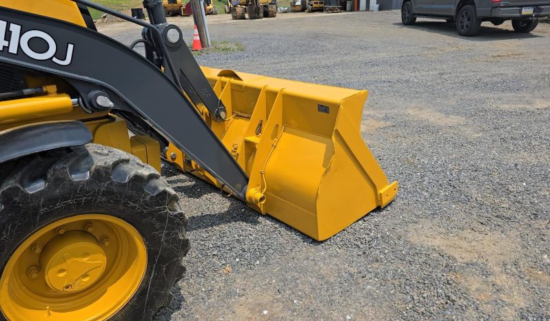 
								2011 DEERE 410J full									