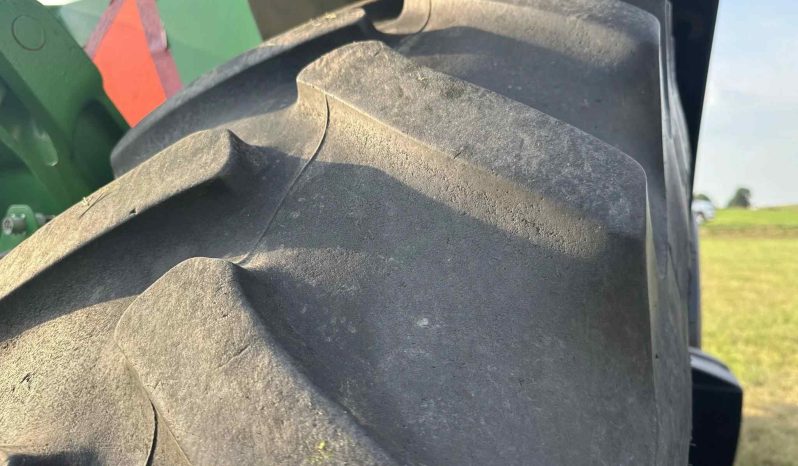 
								2007 JOHN DEERE 8230 full									