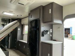 
										2019 Jayco Journey full									