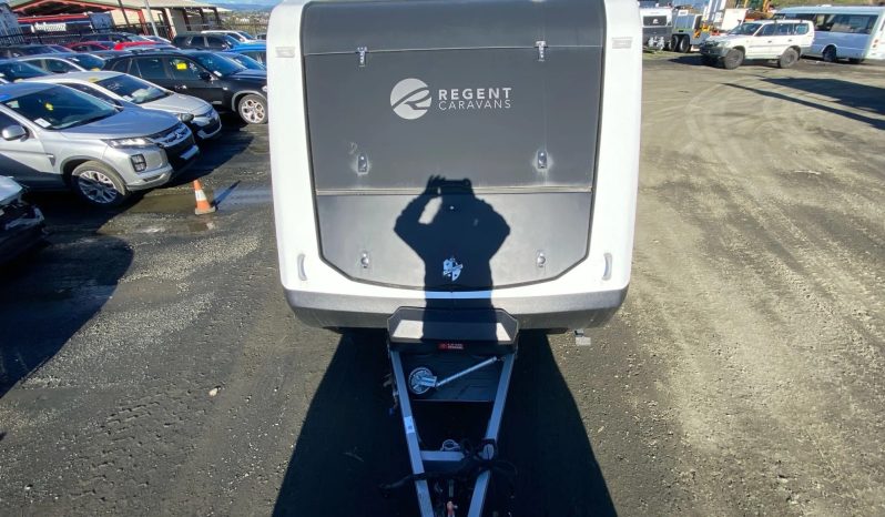 
								2023 Regent Cruiser full									
