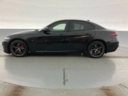 
										2021 Alfa Romeo Giulia full									