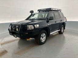 
										2019 Toyota Landcruiser full									