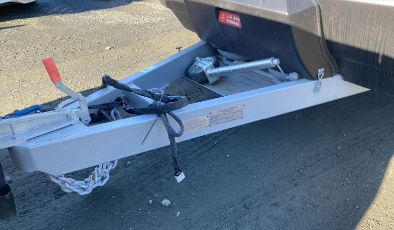 
								2023 Regent Cruiser full									
