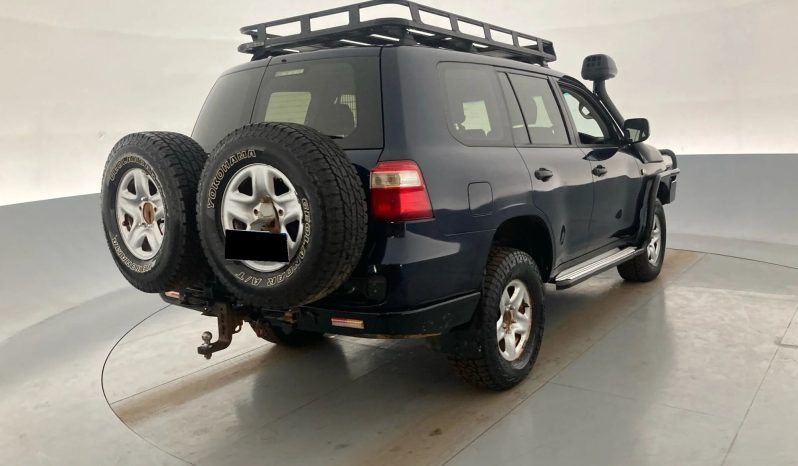
								2019 Toyota Landcruiser full									