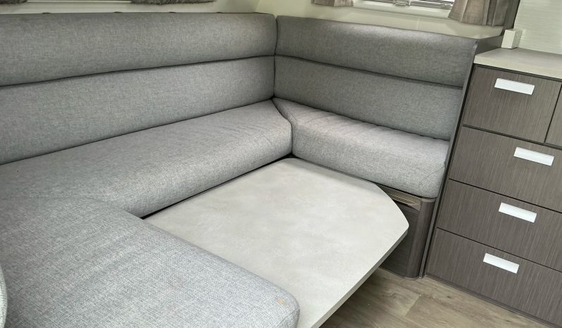 
								2019 Jayco Journey full									