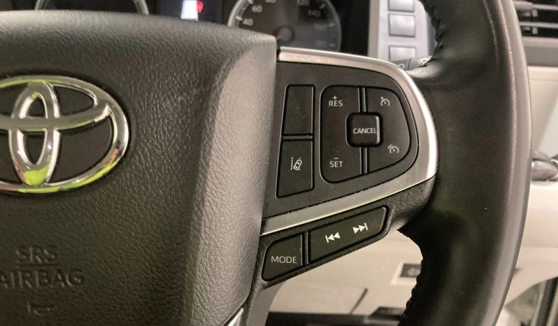 
								2020 Toyota Hiace full									